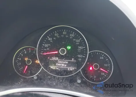 2012 Volkswagen Beetle 2.0T Turbo z USA, uszkodzony, nr VIN 3VWVA7AT6CM632133